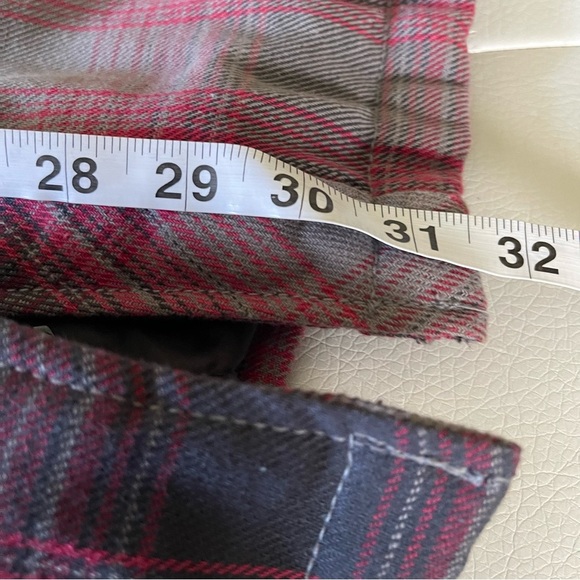 Dickies men’s Shacket Red Black & Grey Plaid Full Zip and snap button size M - Picture 11 of 11